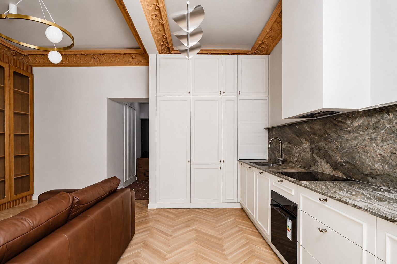 Premium Apartment with Historic Charm