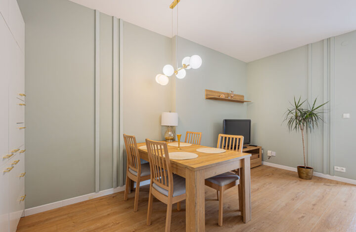 Eko-Park | Apartment by Pole Mokotowskie