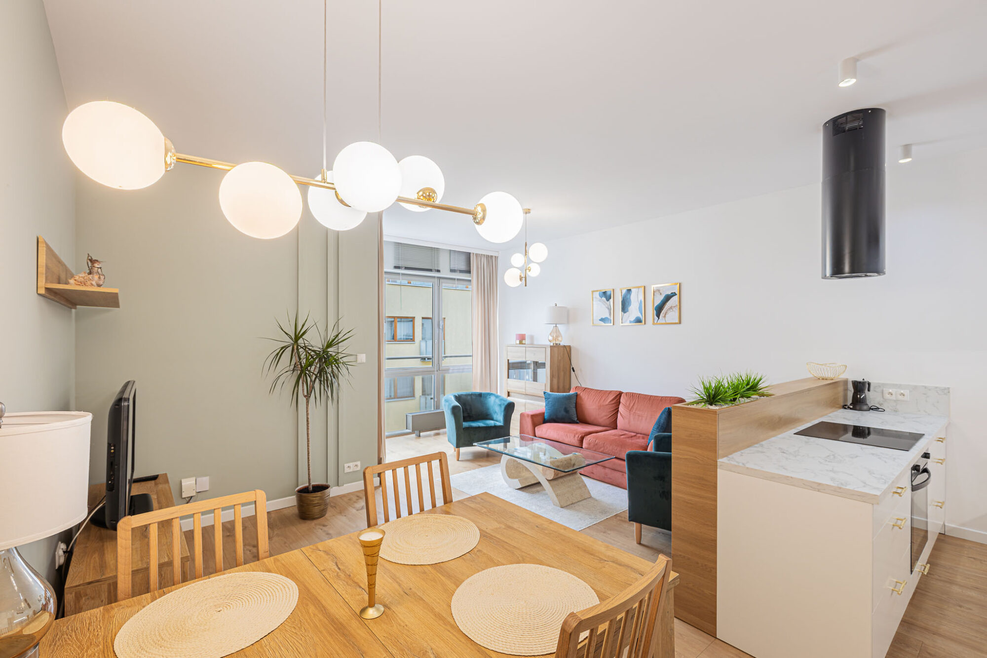 Eko-Park | Apartment by Pole Mokotowskie
