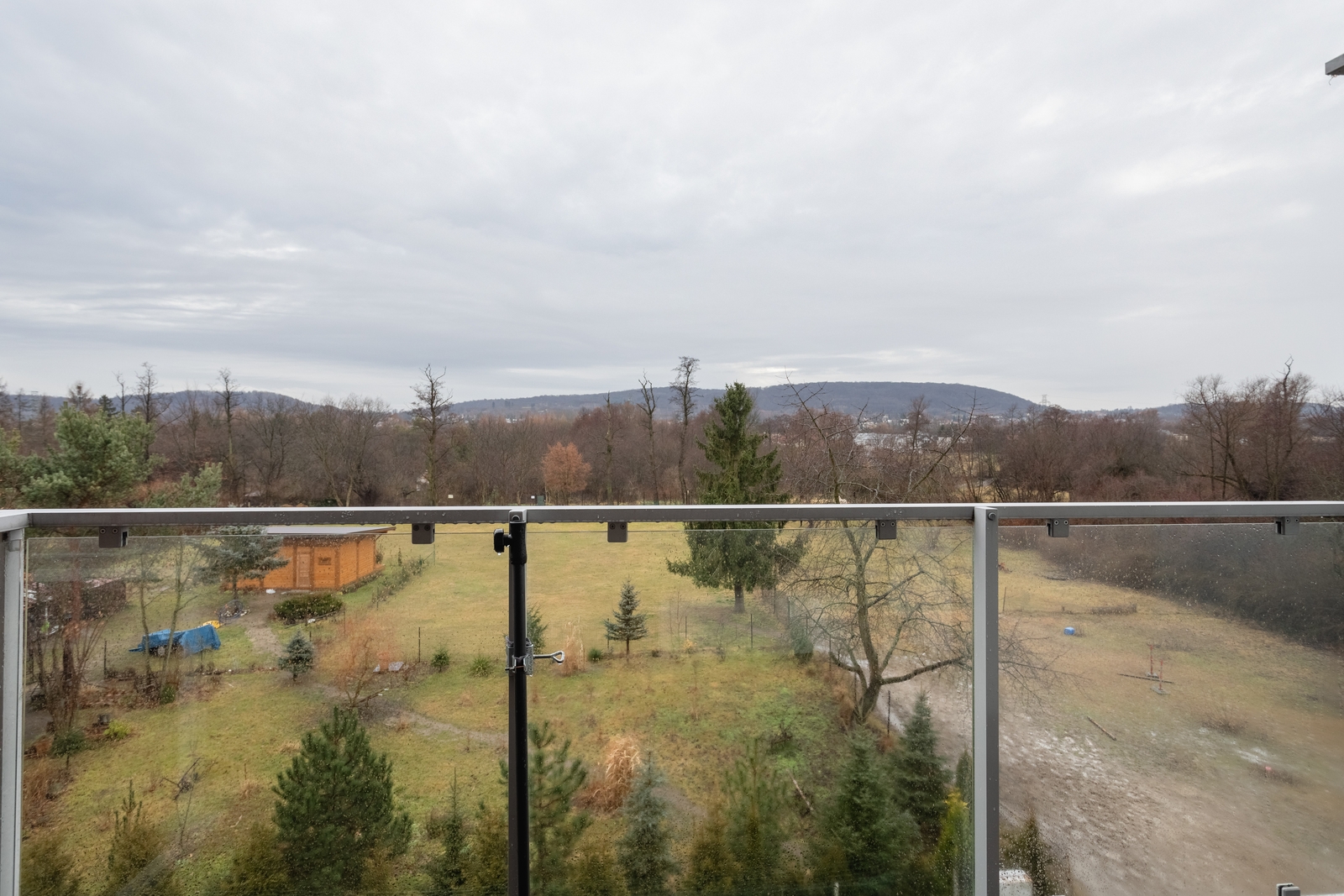 Apartment Overlooking Greenery | Bronowice
