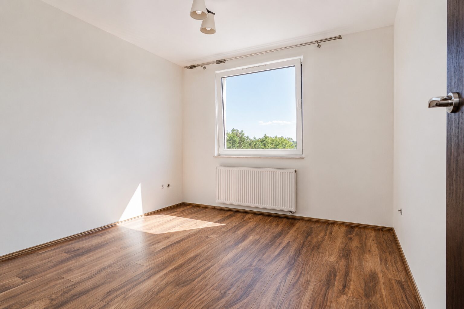 Apartment Overlooking Greenery | Bronowice