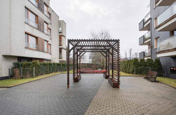 Apartment Overlooking Greenery | Bronowice