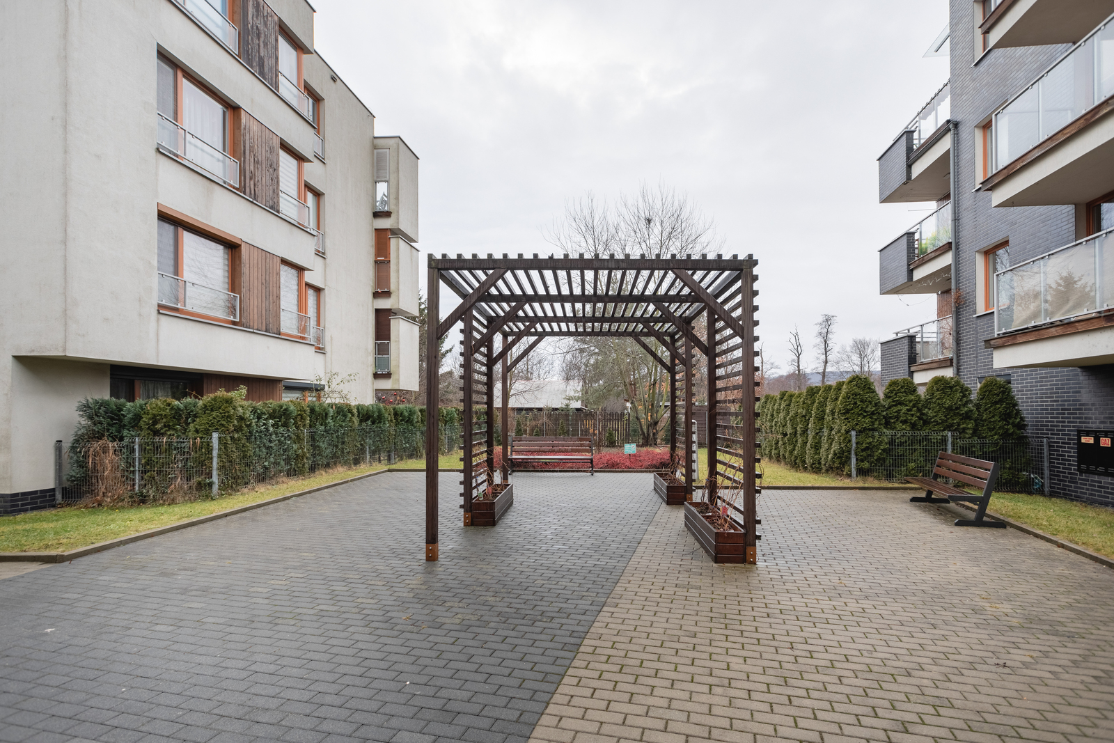 Apartment Overlooking Greenery | Bronowice