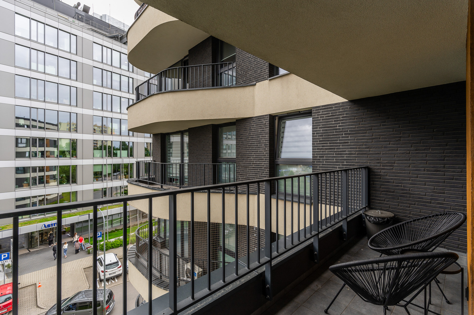 Przestronny apartament obok CH Serenady!