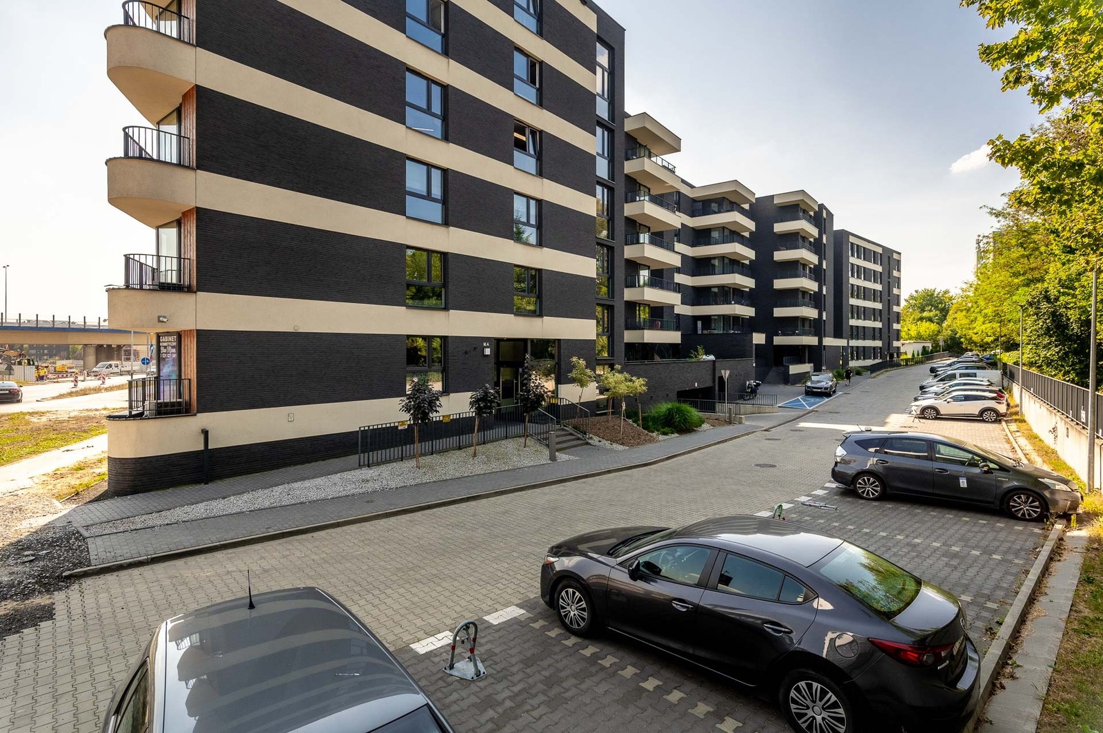 Przestronny apartament obok CH Serenady!