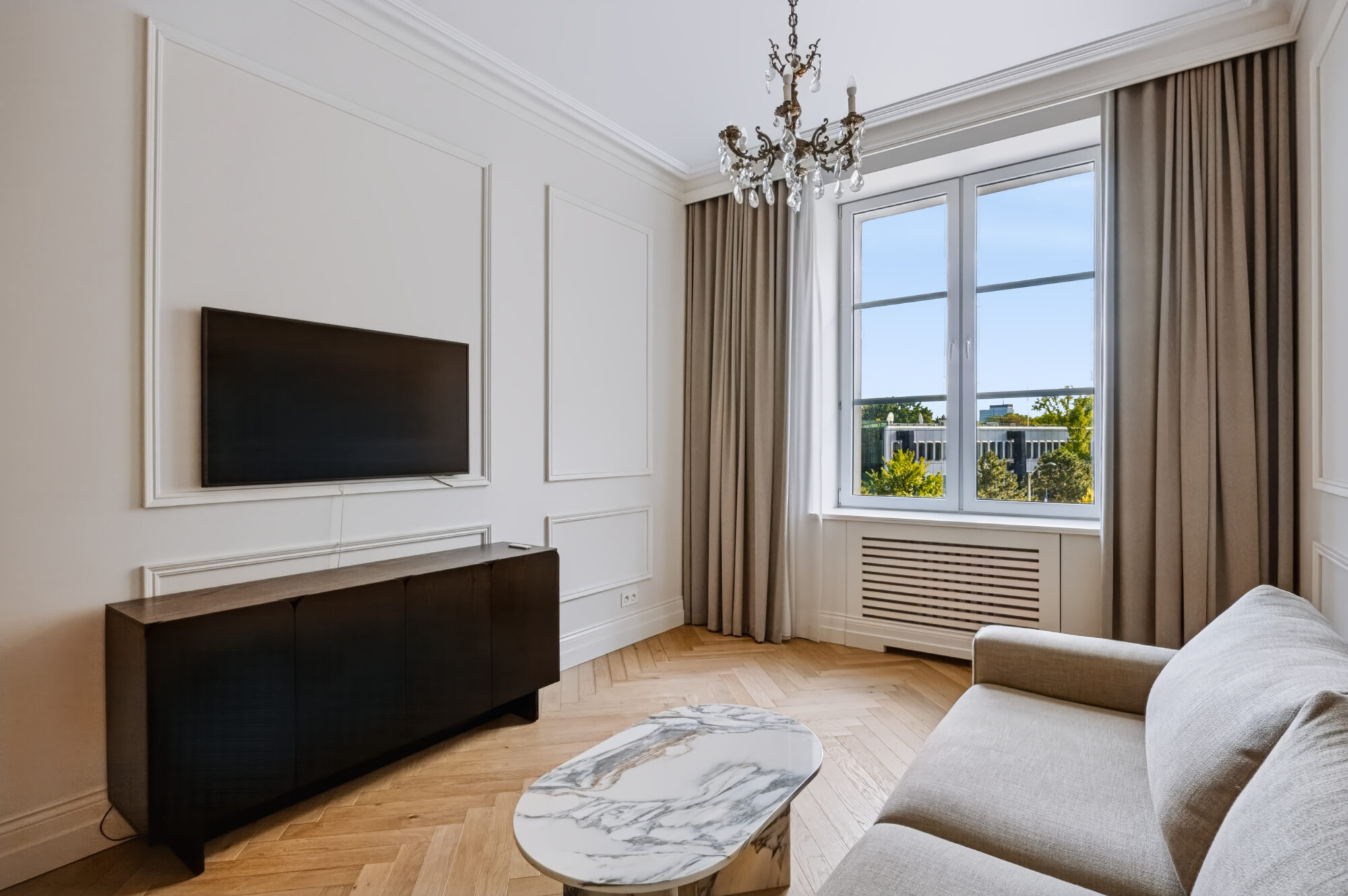Apartment on Wiejska Street!