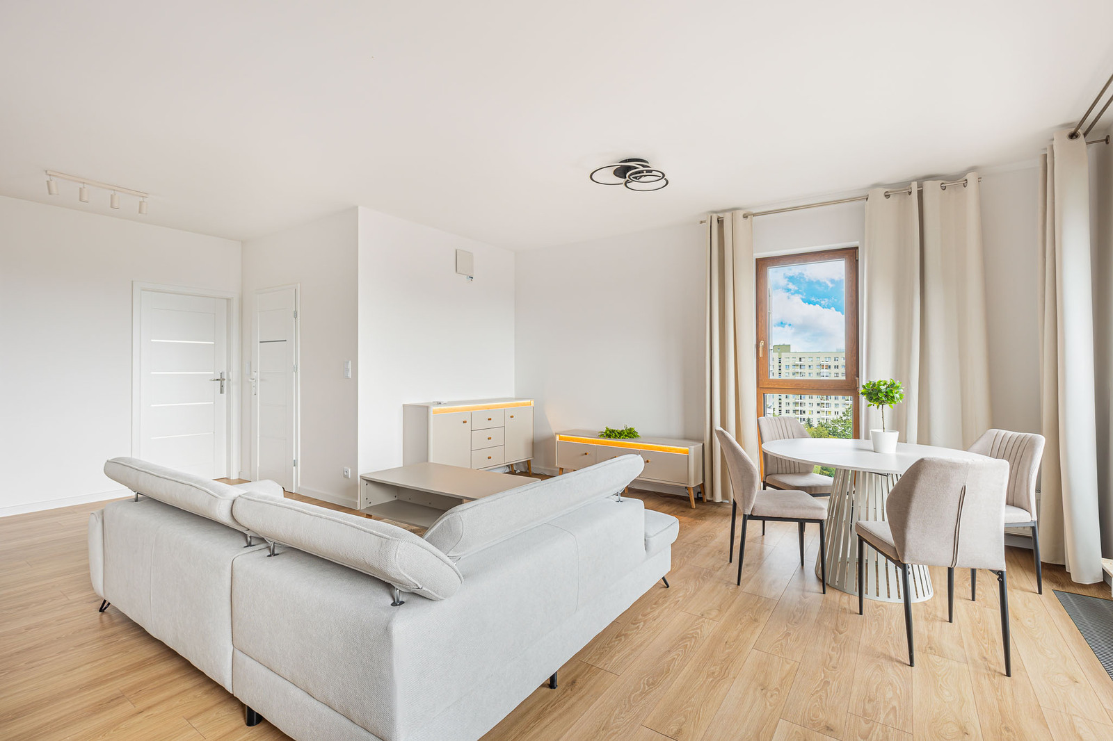 Apartament z Widokiem | 104 m² | Metro Służew
