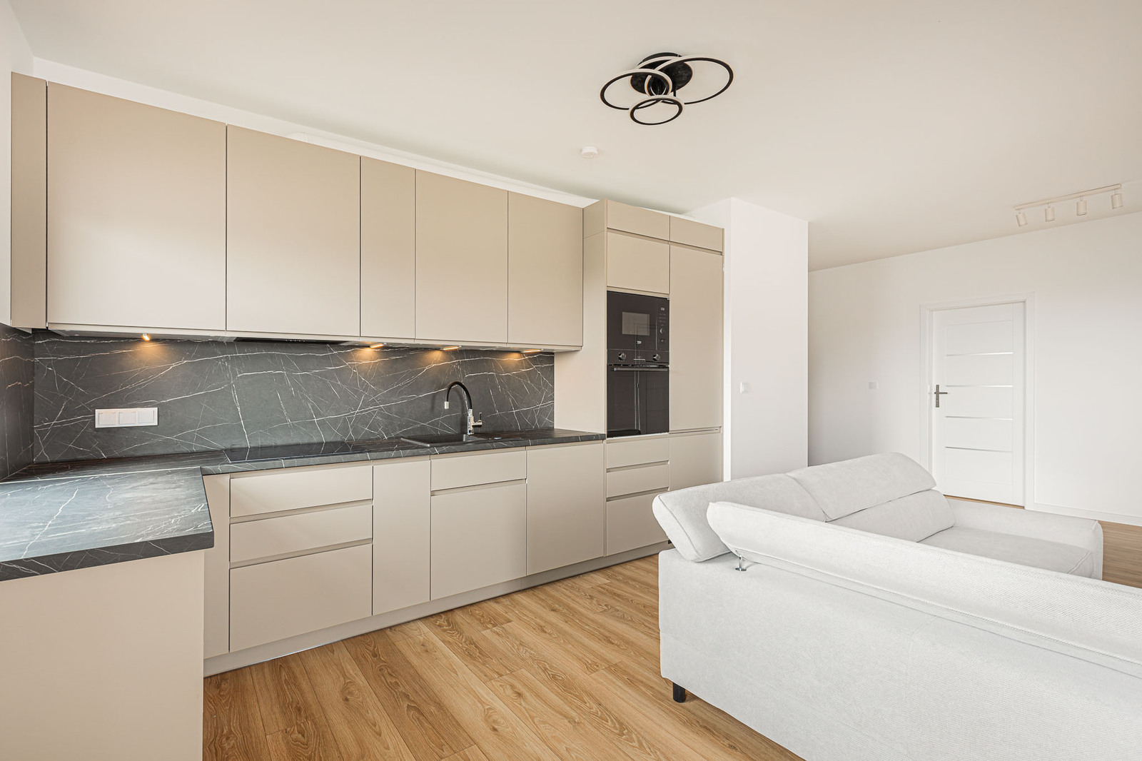 Apartament z Widokiem | 104 m² | Metro Służew