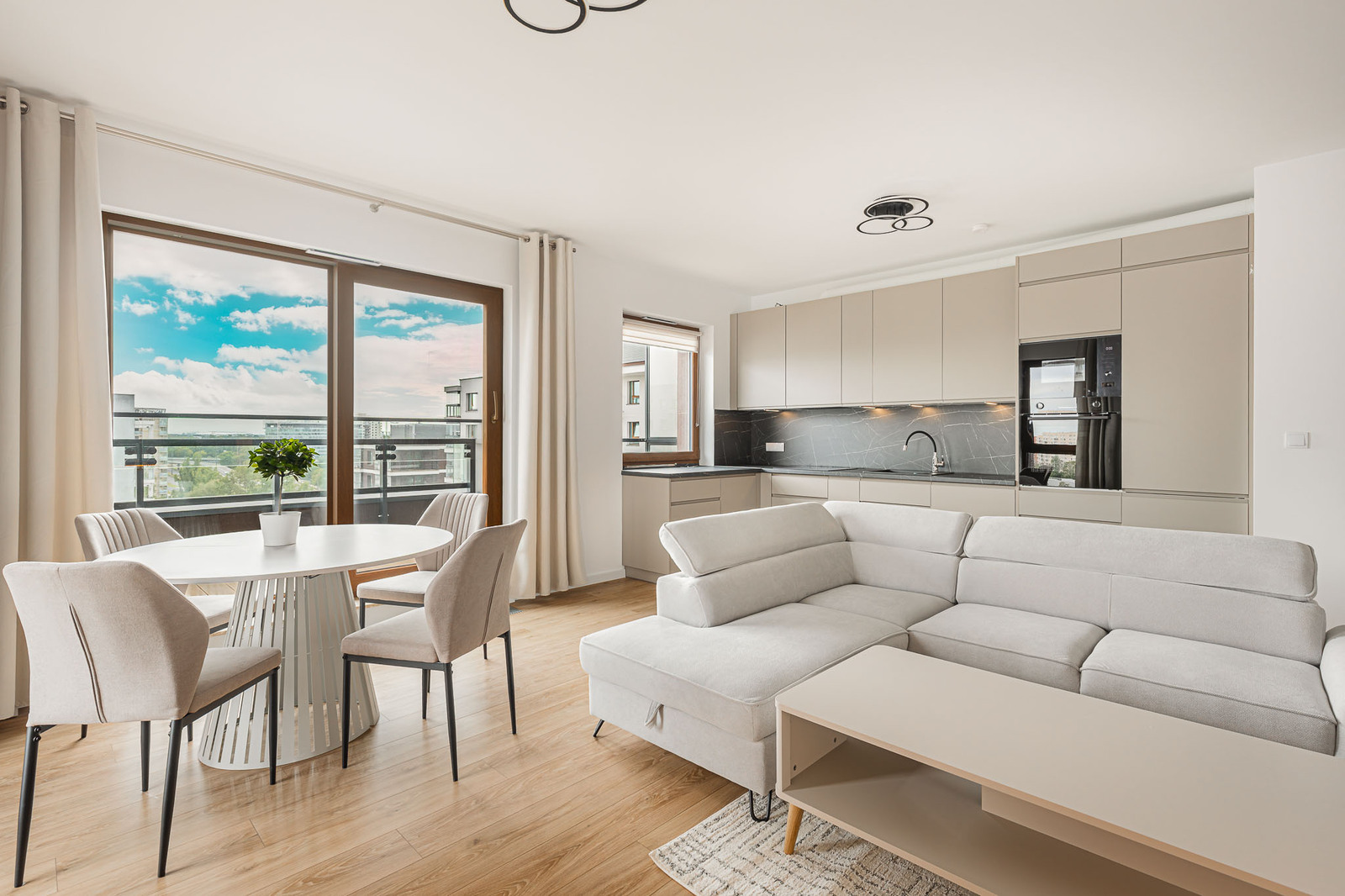 Apartament z Widokiem | 104 m² | Metro Służew