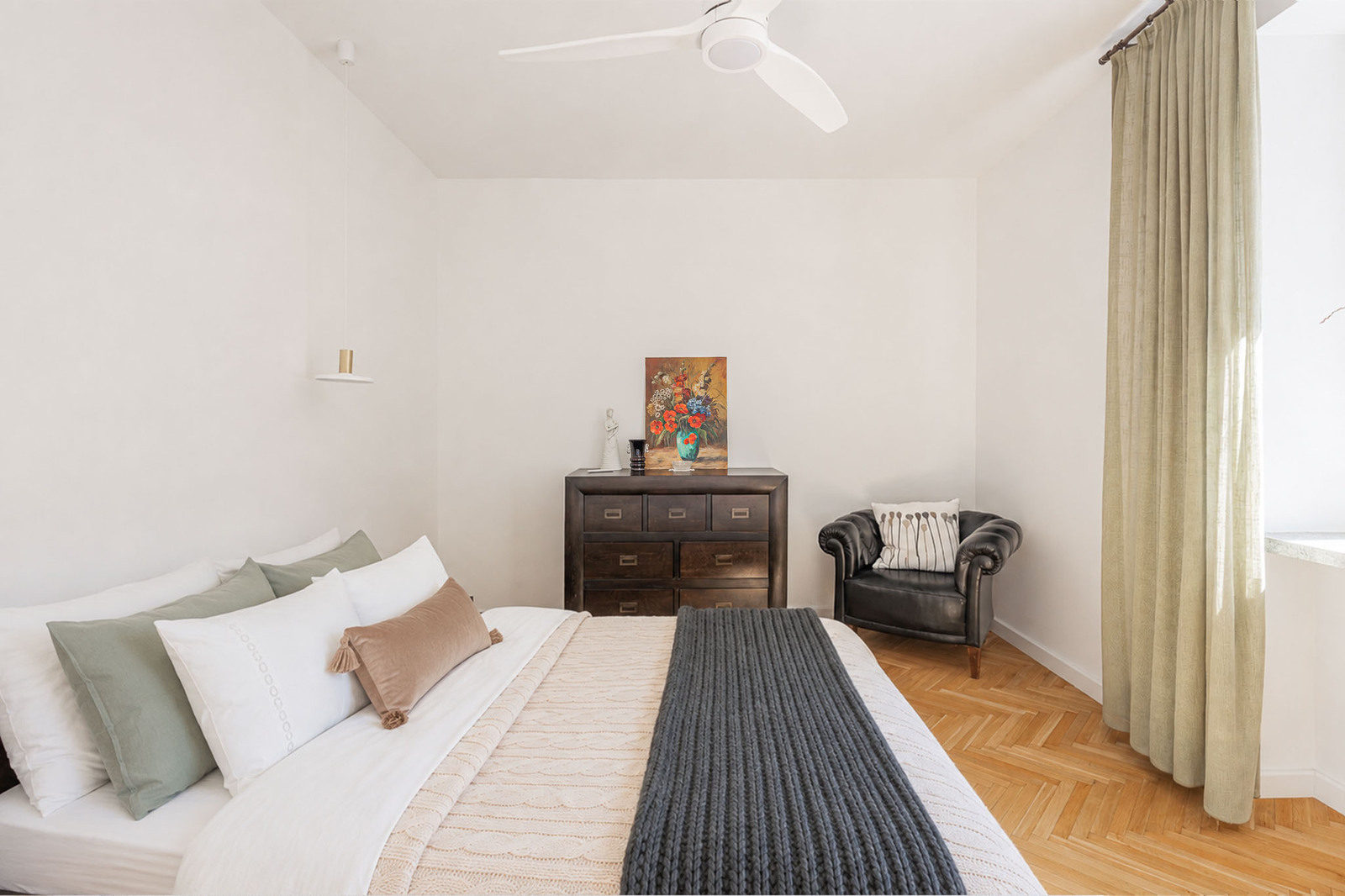 Елегантність у серці Варшави | 72 м² | 3 кімнати