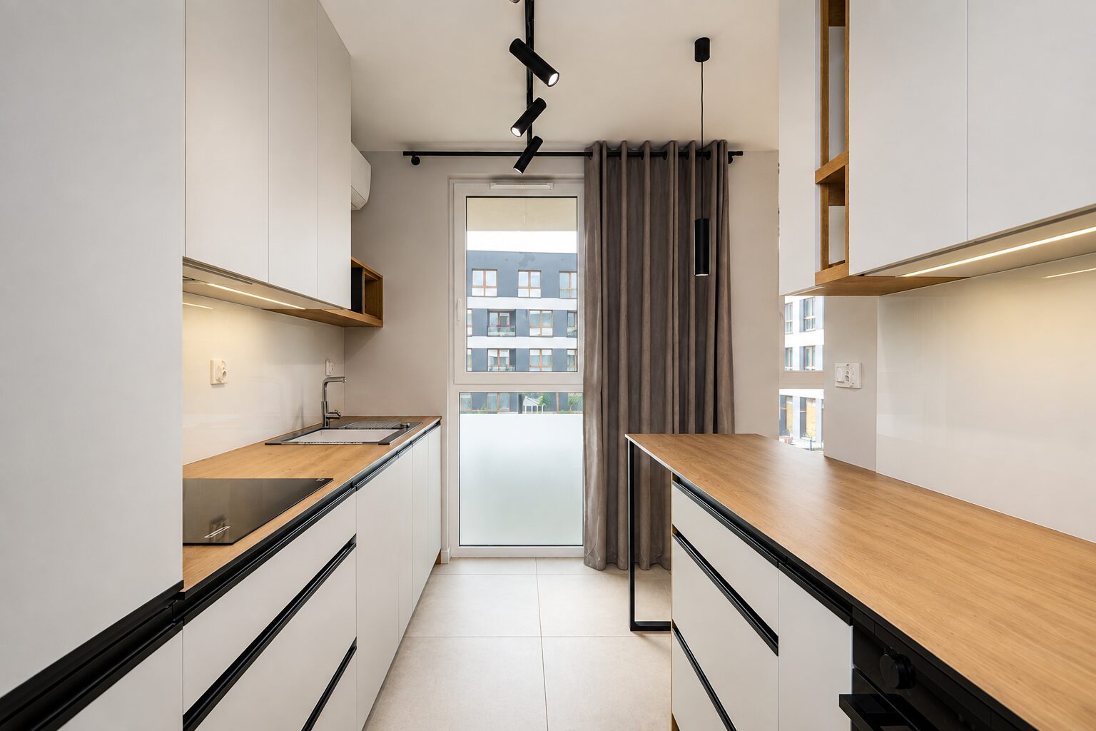 Modern Apartment with Balcony | Ruczaj