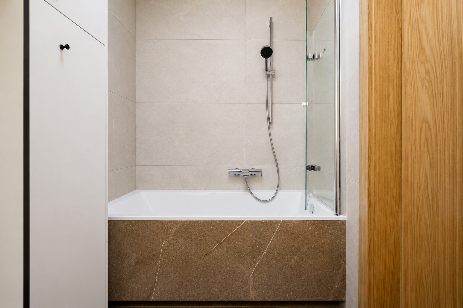 Modern Apartment with Balcony | Ruczaj