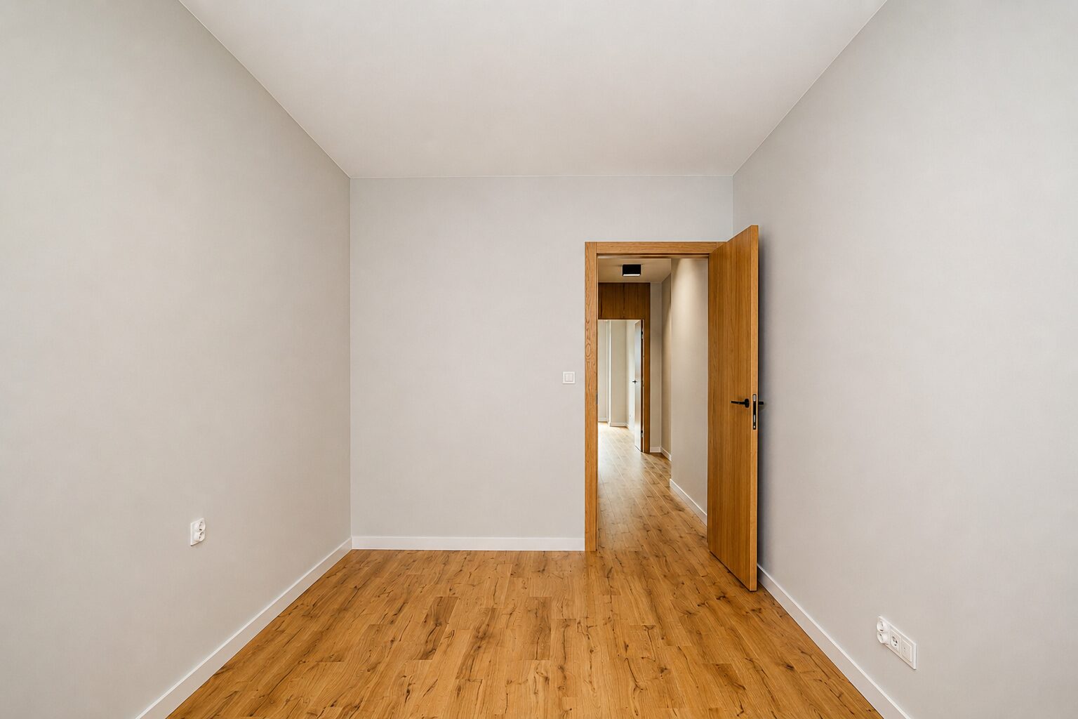 Modern Apartment with Balcony | Ruczaj