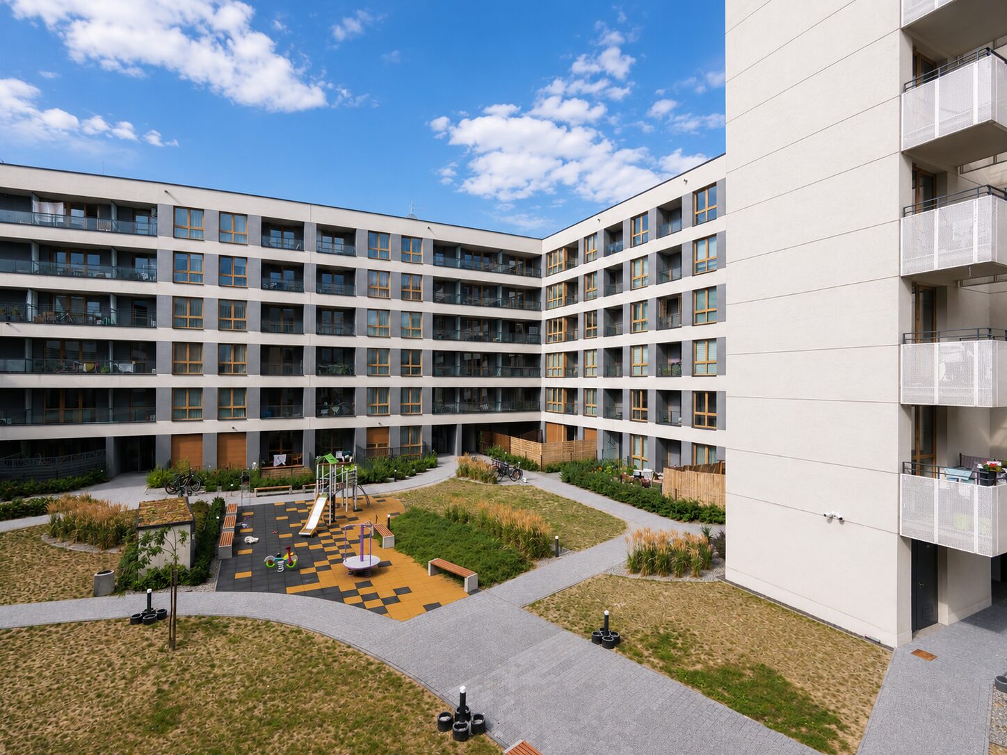 Modern Apartment with Balcony | Ruczaj