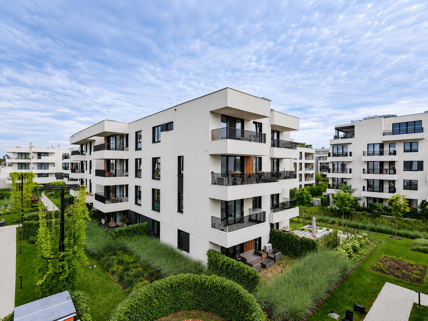 Apartament z ogródkiem na kameralnym osiedlu