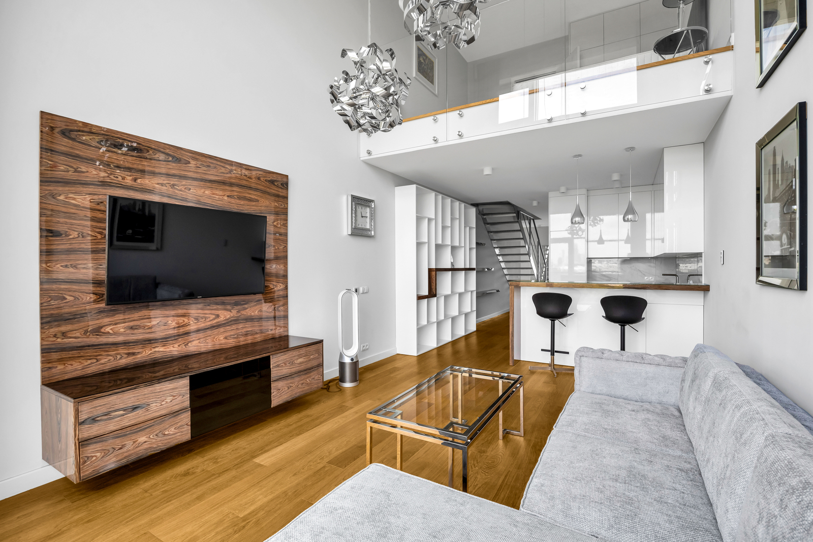 Loft z Panoramą Warszawy | Qbik