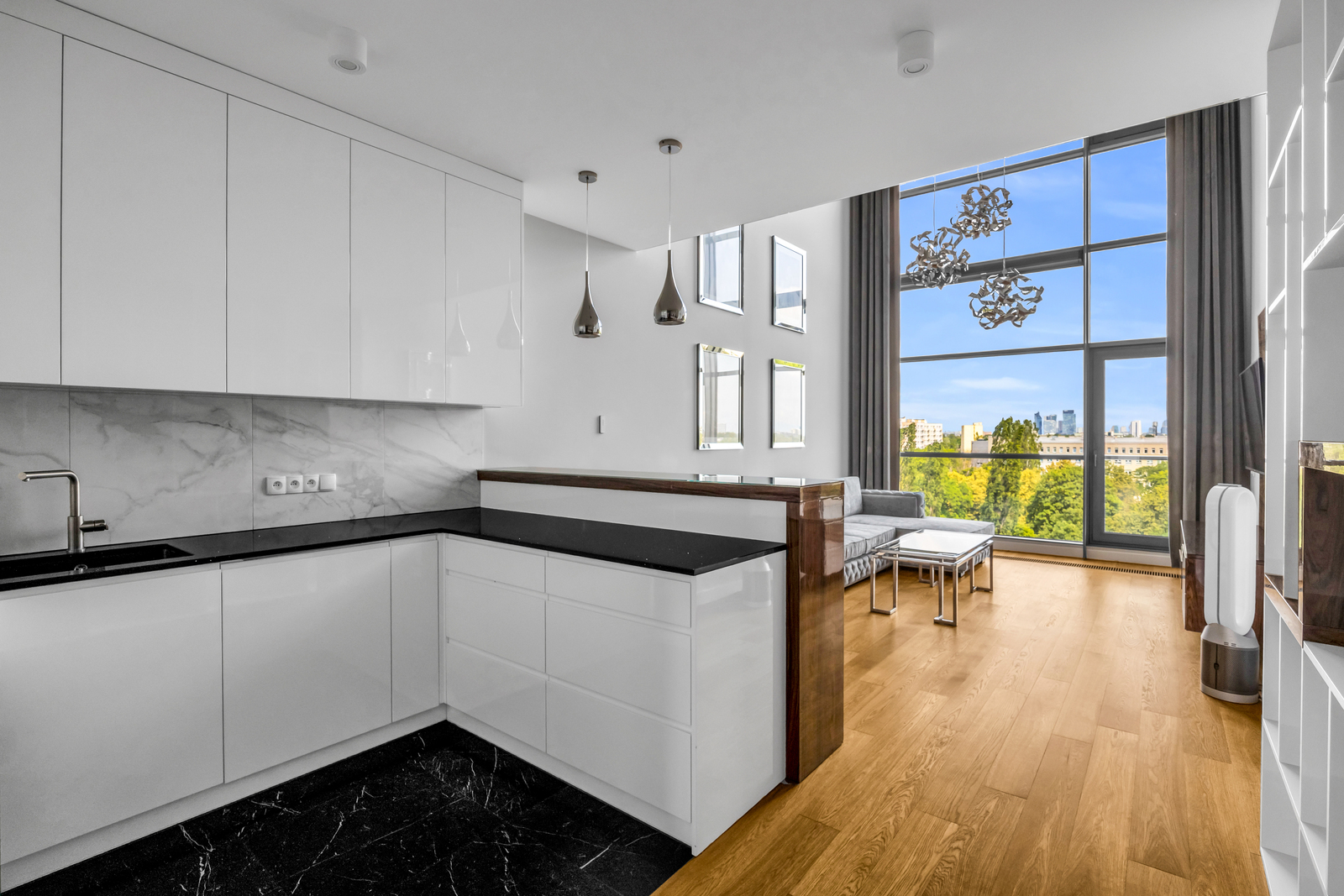 Loft z Panoramą Warszawy | Qbik