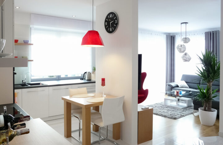 A sunny apartment with a view of the Vistula River