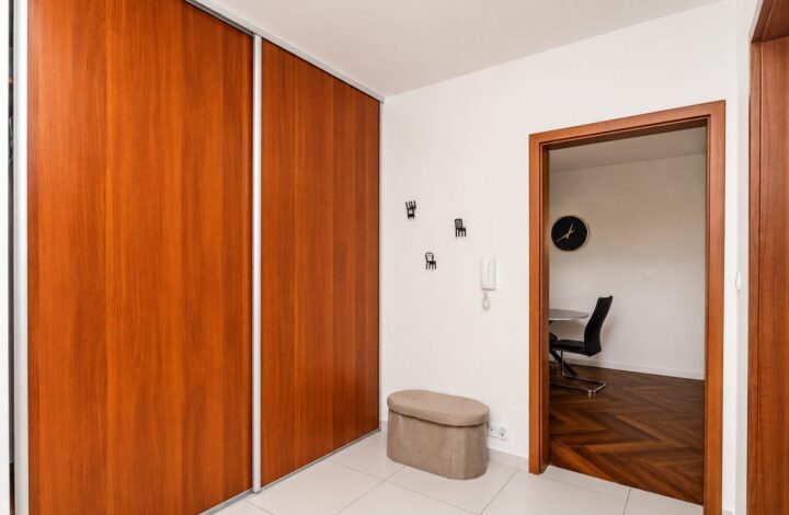 Jasny apartament blisko Wisły