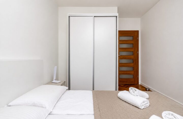 Jasny apartament blisko Wisły