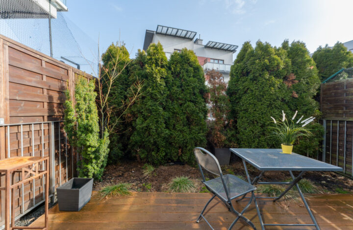 Cozy Flat with Private Garden