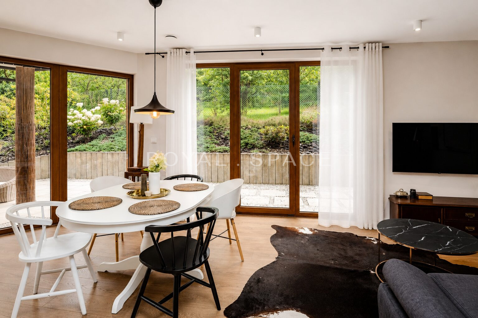 Apartament z ogródkiem I Las Wolski