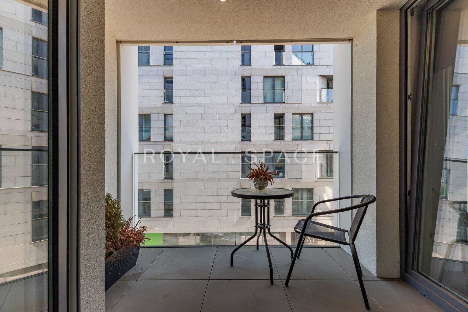 Nowoczesny apartament w sercu Zabłocia!