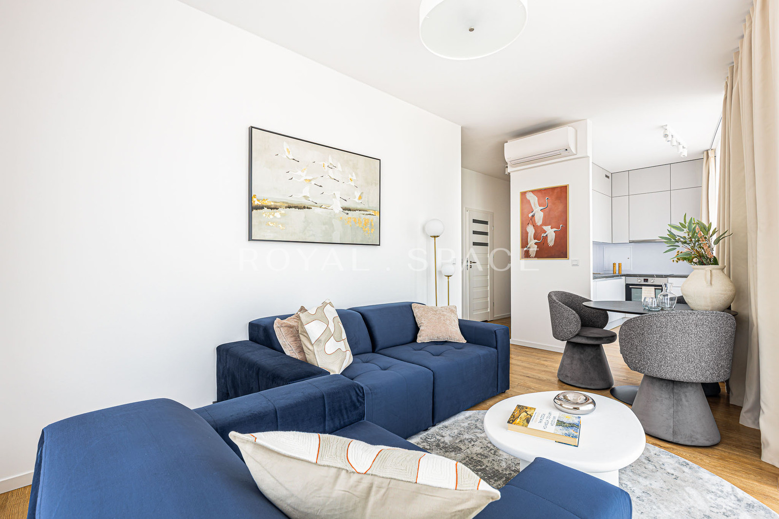 Stylish Apartment in Browary | 10th floor