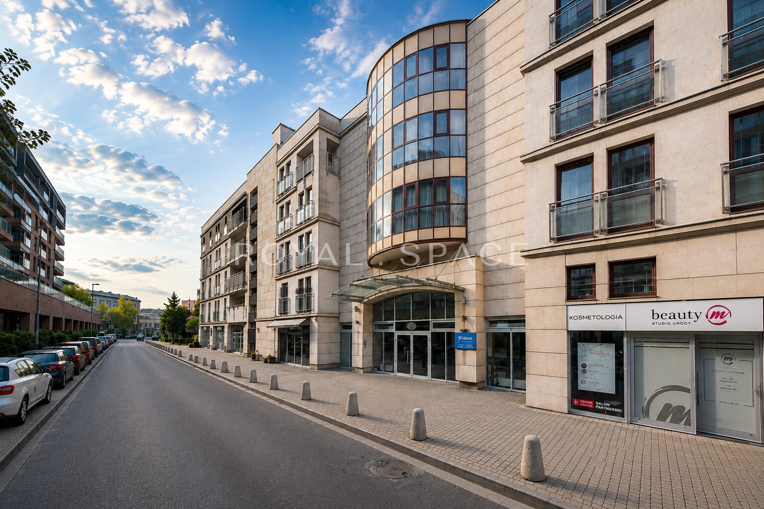 Mieszkanie z balkonem w Garden Residence