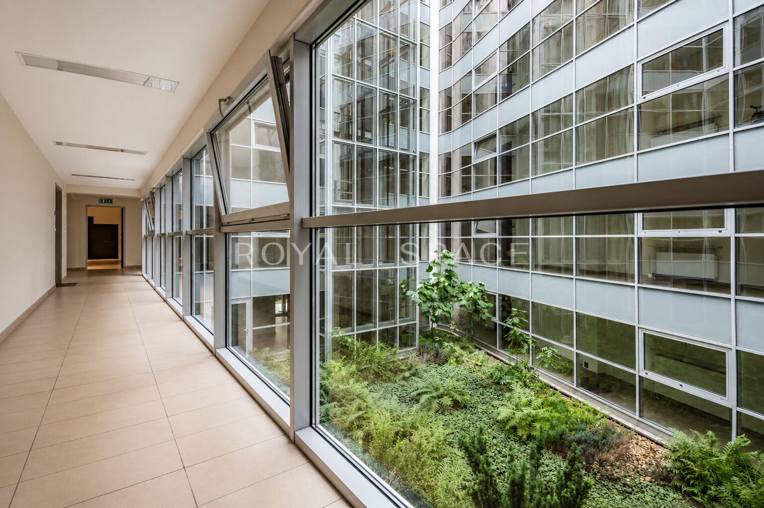 Mieszkanie z balkonem w Garden Residence