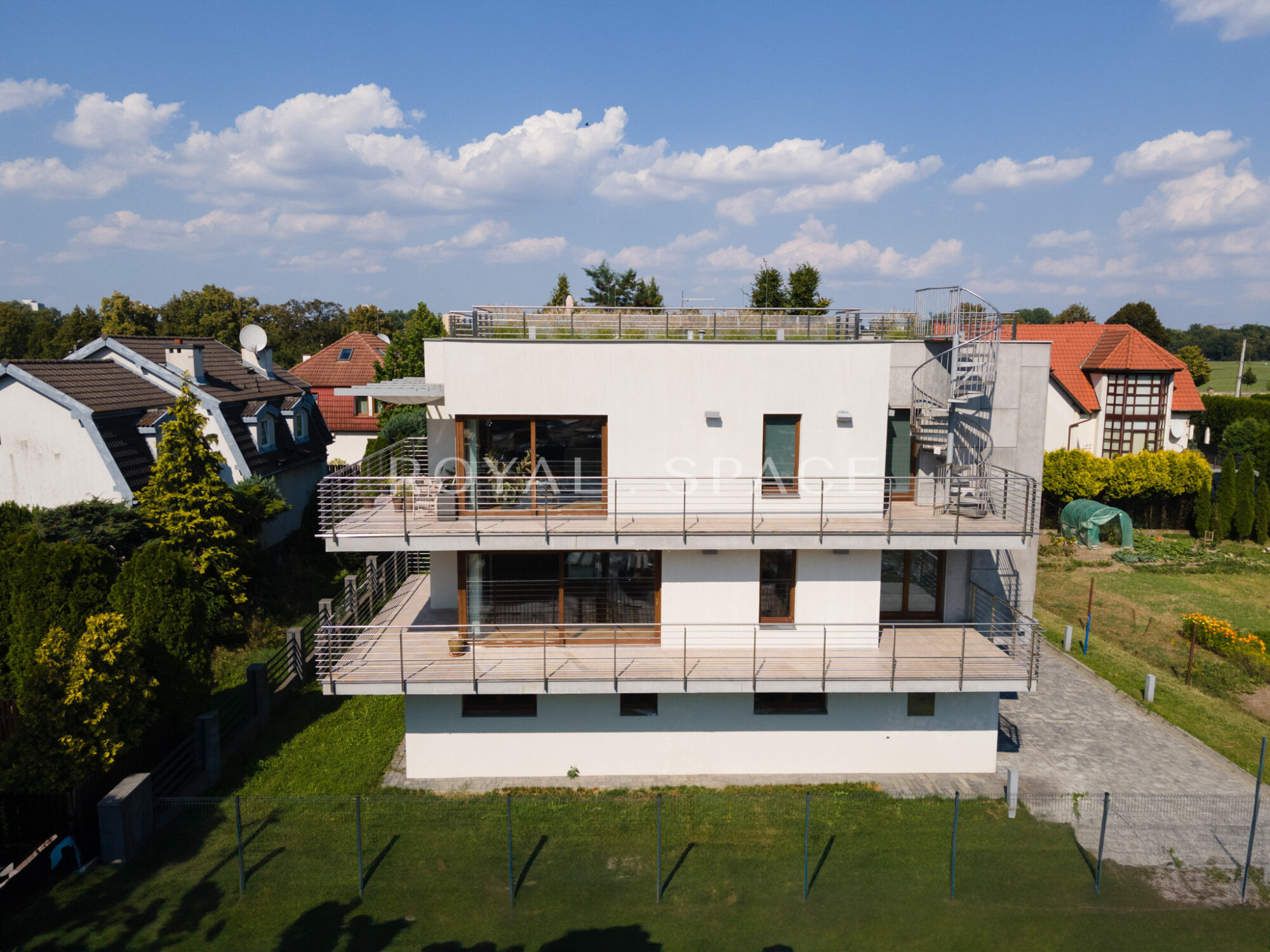 Przestronny apartament z tarasem na Salwatorze