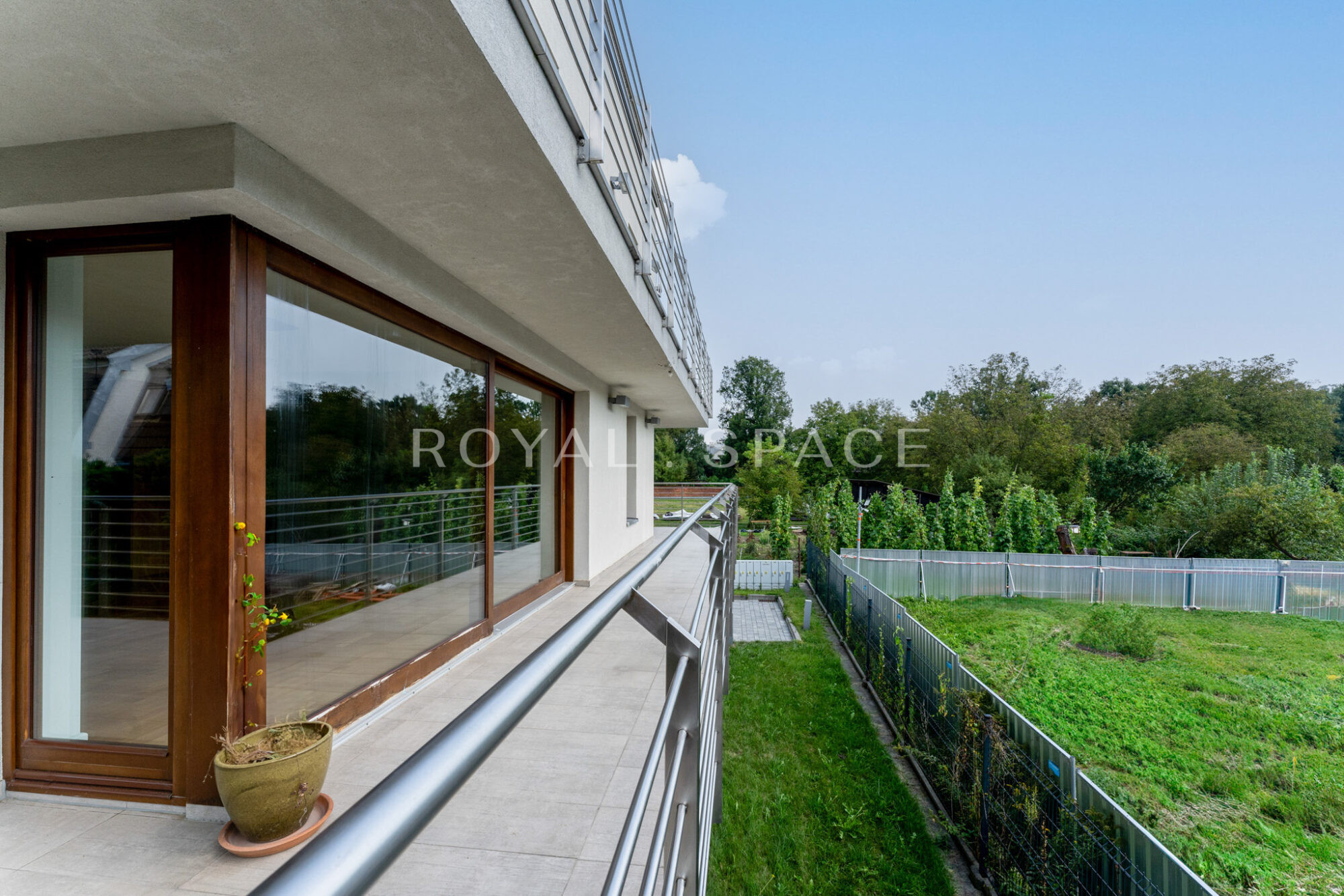 Przestronny apartament z tarasem na Salwatorze