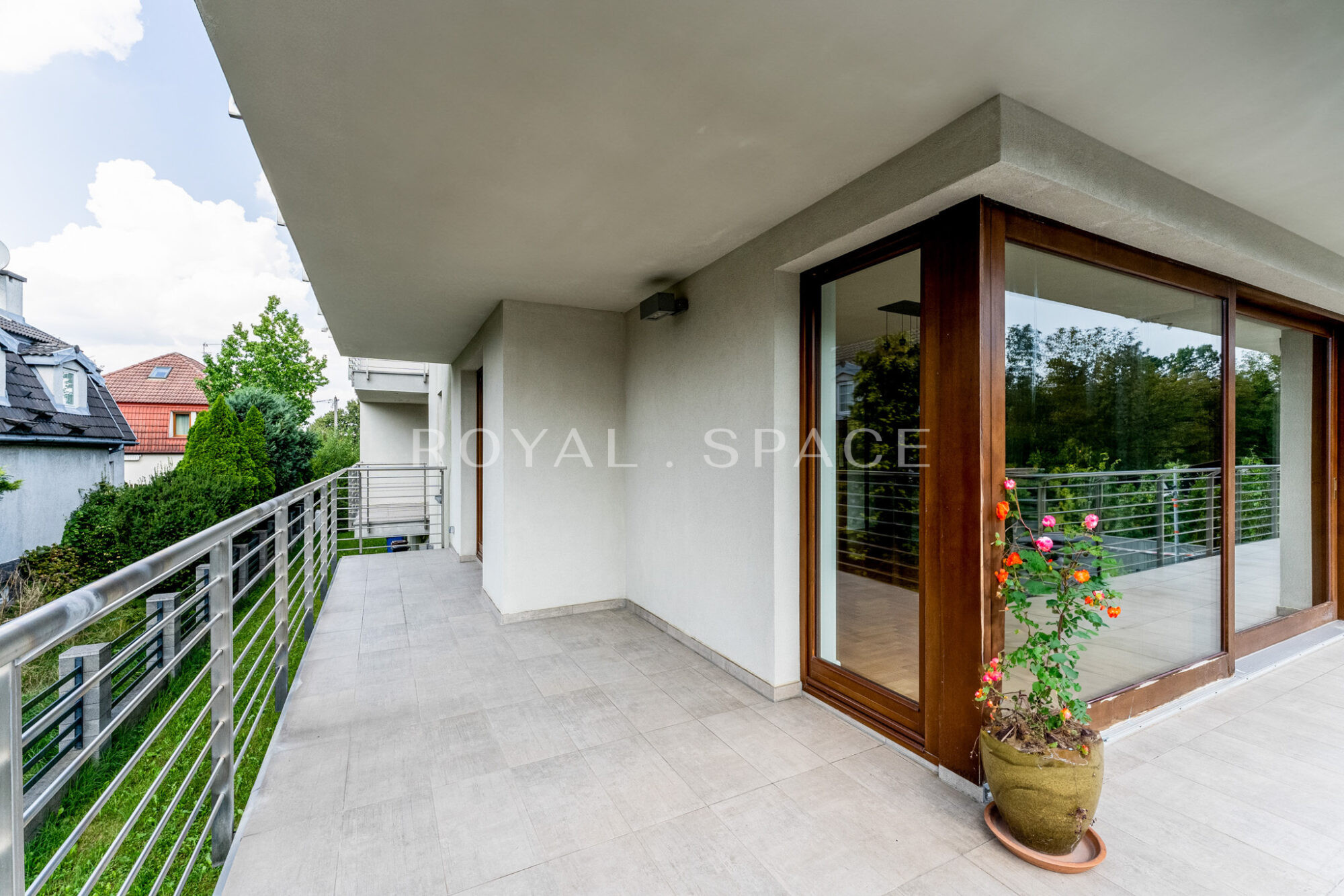 Przestronny apartament z tarasem na Salwatorze