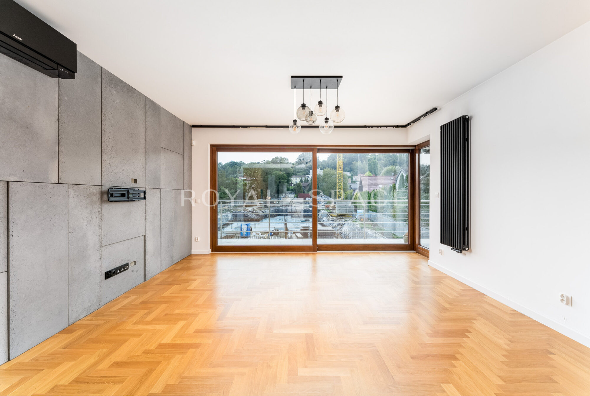 Przestronny apartament z tarasem na Salwatorze