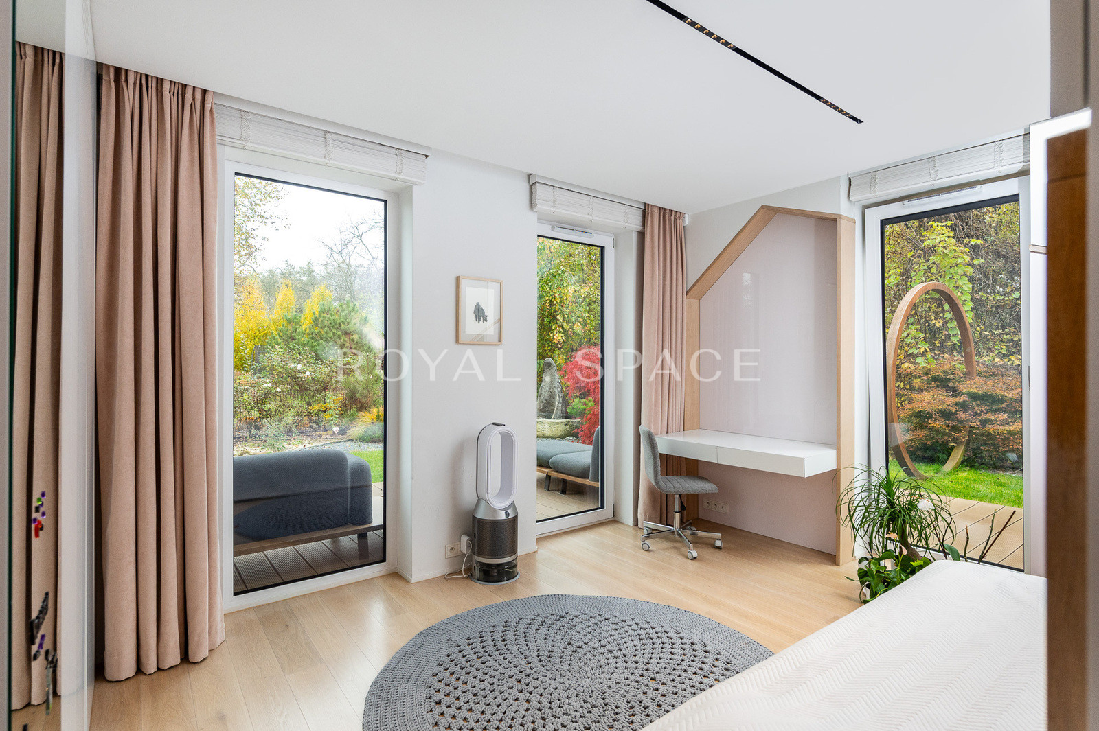 Unikalny apartament z prywatnym ogrodem o pow. 4a!