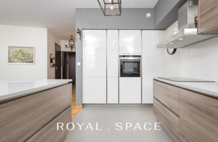 Dwupoziomowy penthouse | 5 pok | Ruczaj | ENG