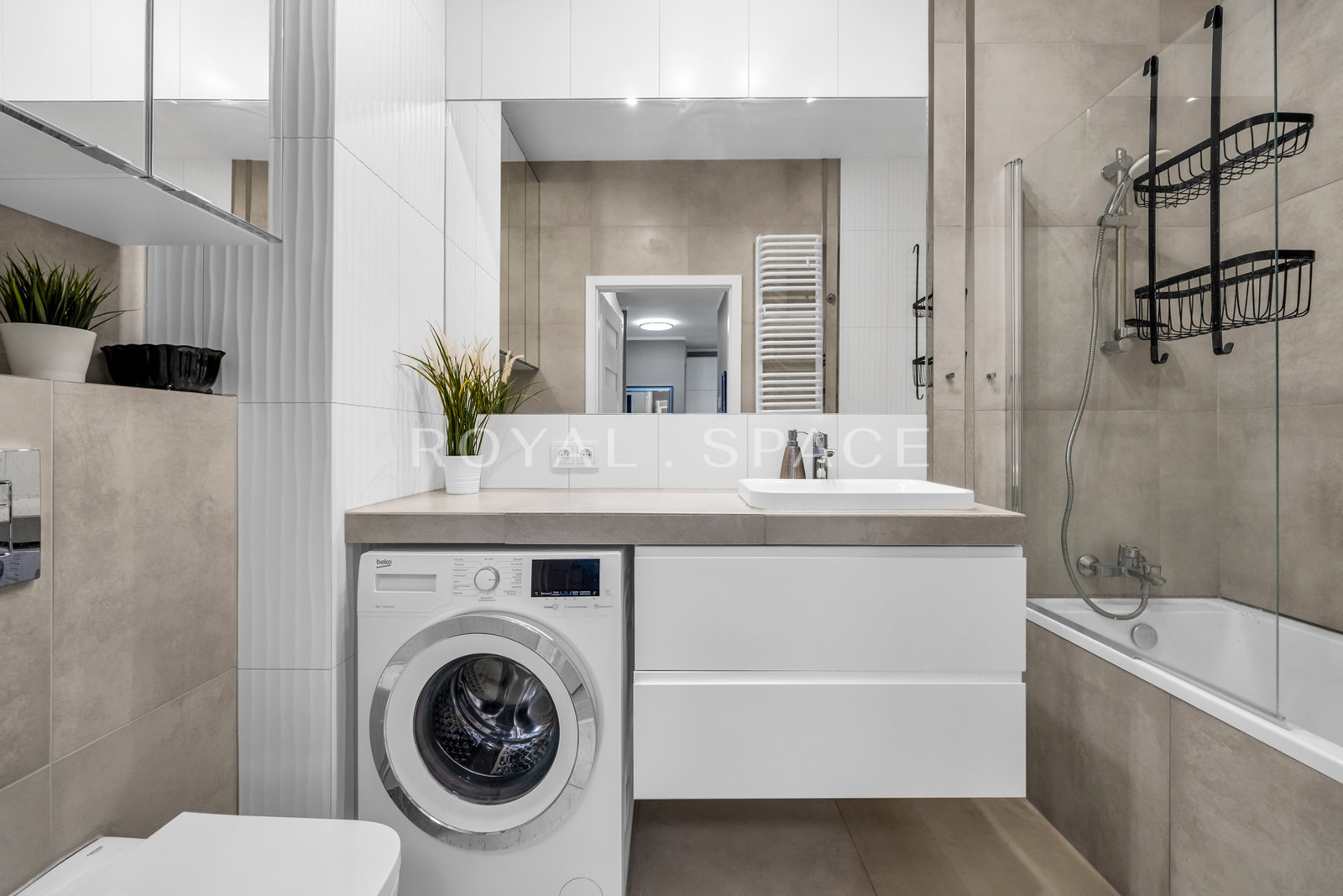 Przestronny apartament w eleganckim stylu!