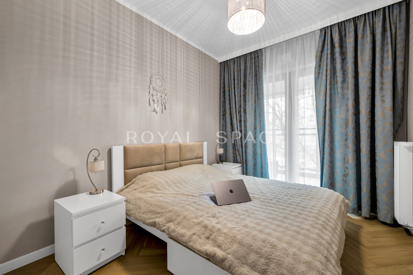 Przestronny apartament w eleganckim stylu!