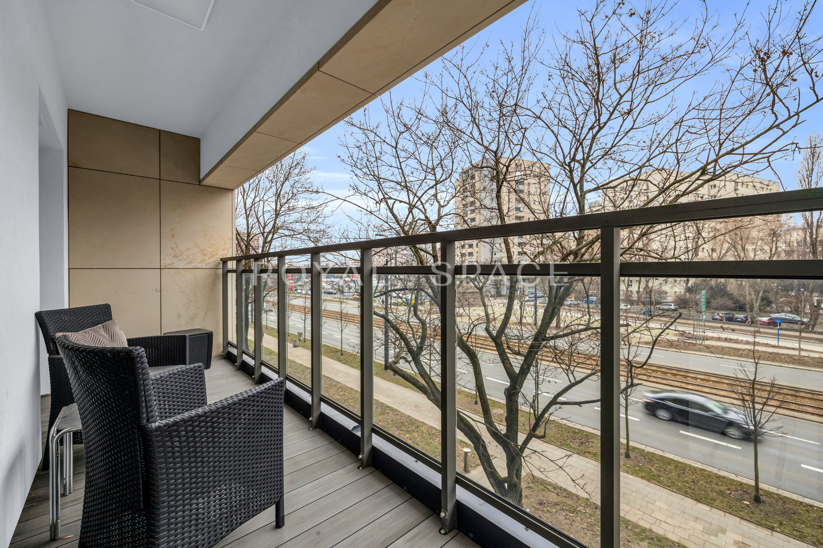 Przestronny apartament w eleganckim stylu!