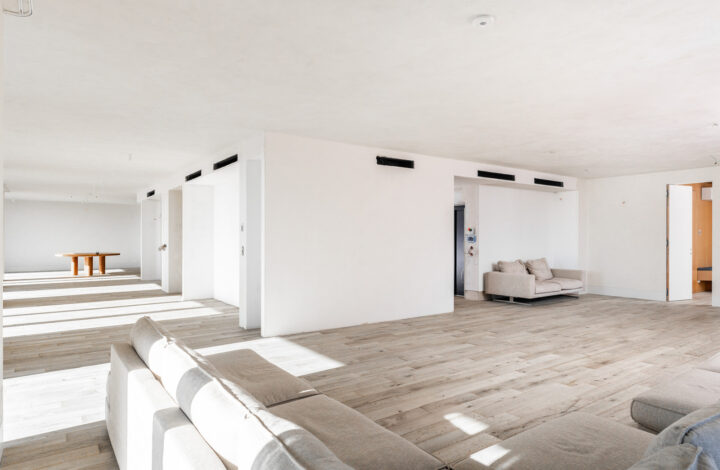Taras 139 m², widok, prywatność – topowy penthouse
