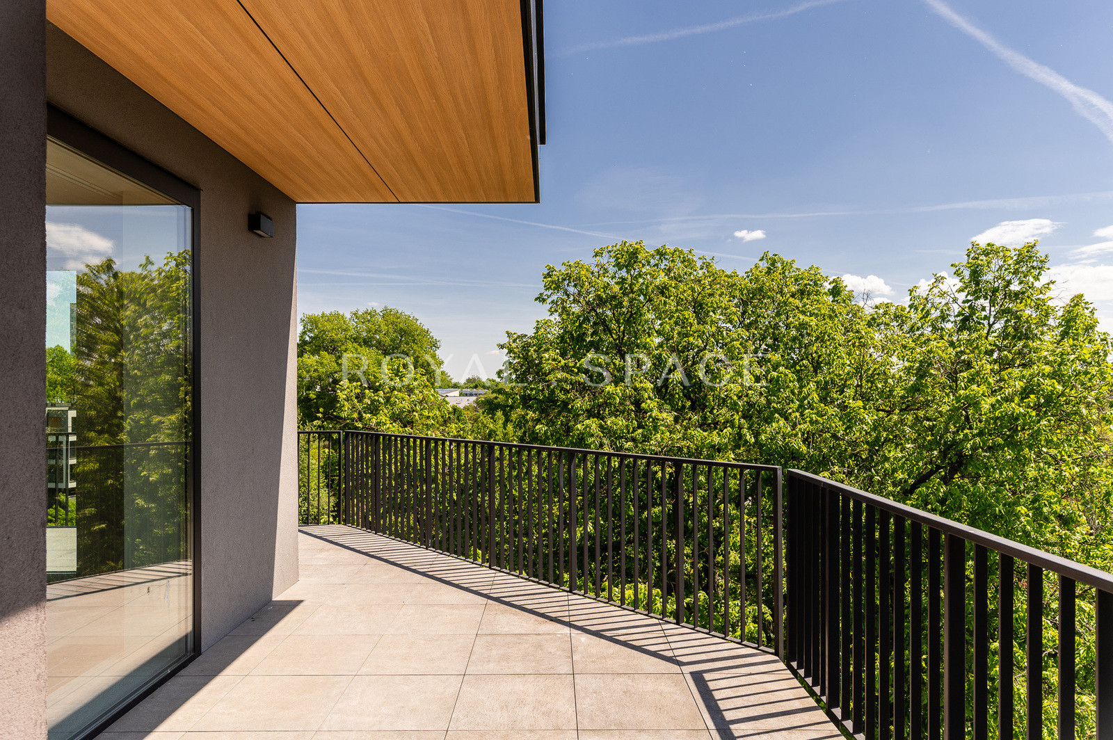 Taras 139 m², widok, prywatność – topowy penthouse