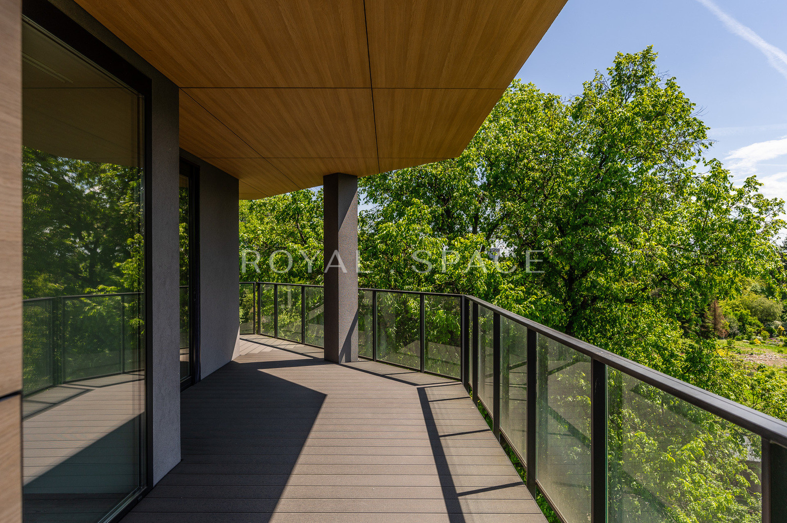 Taras 139 m², widok, prywatność – topowy penthouse