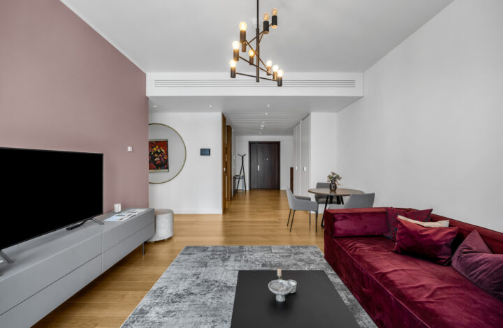 Spacious apartment on the 12th floor! | Złota 44