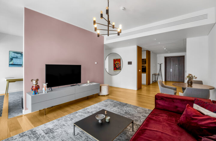 Spacious apartment on the 12th floor! | Złota 44