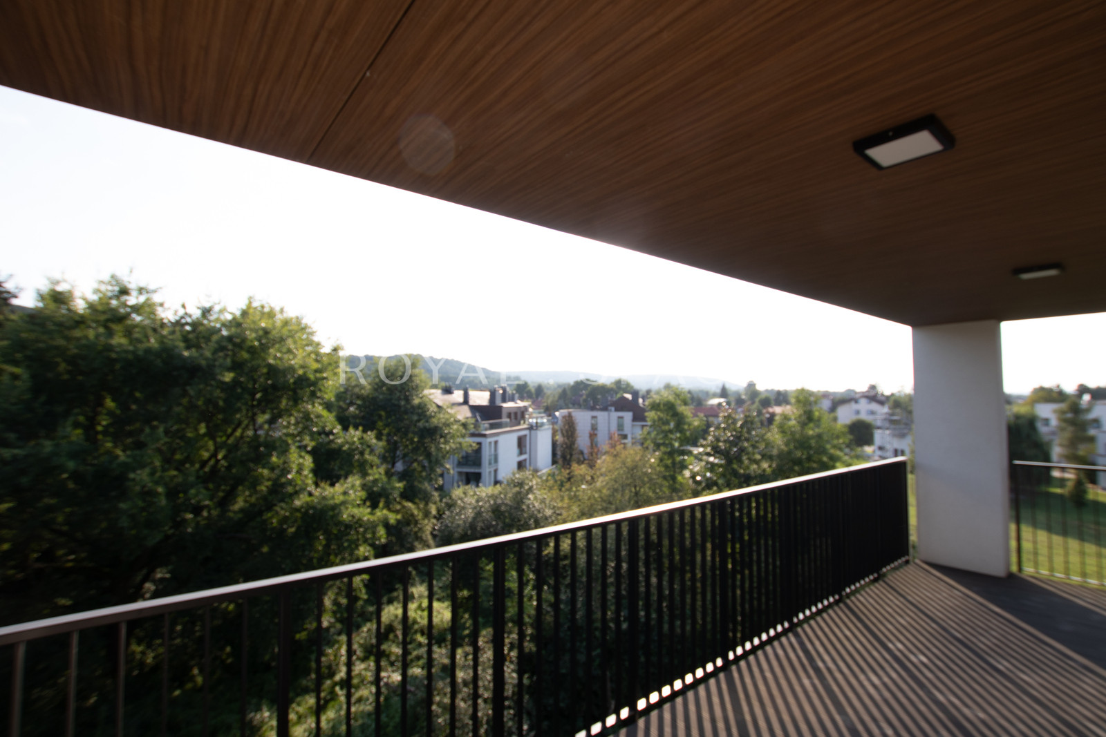 Penthouse z tarasem na dachu | widok na Las Wolski