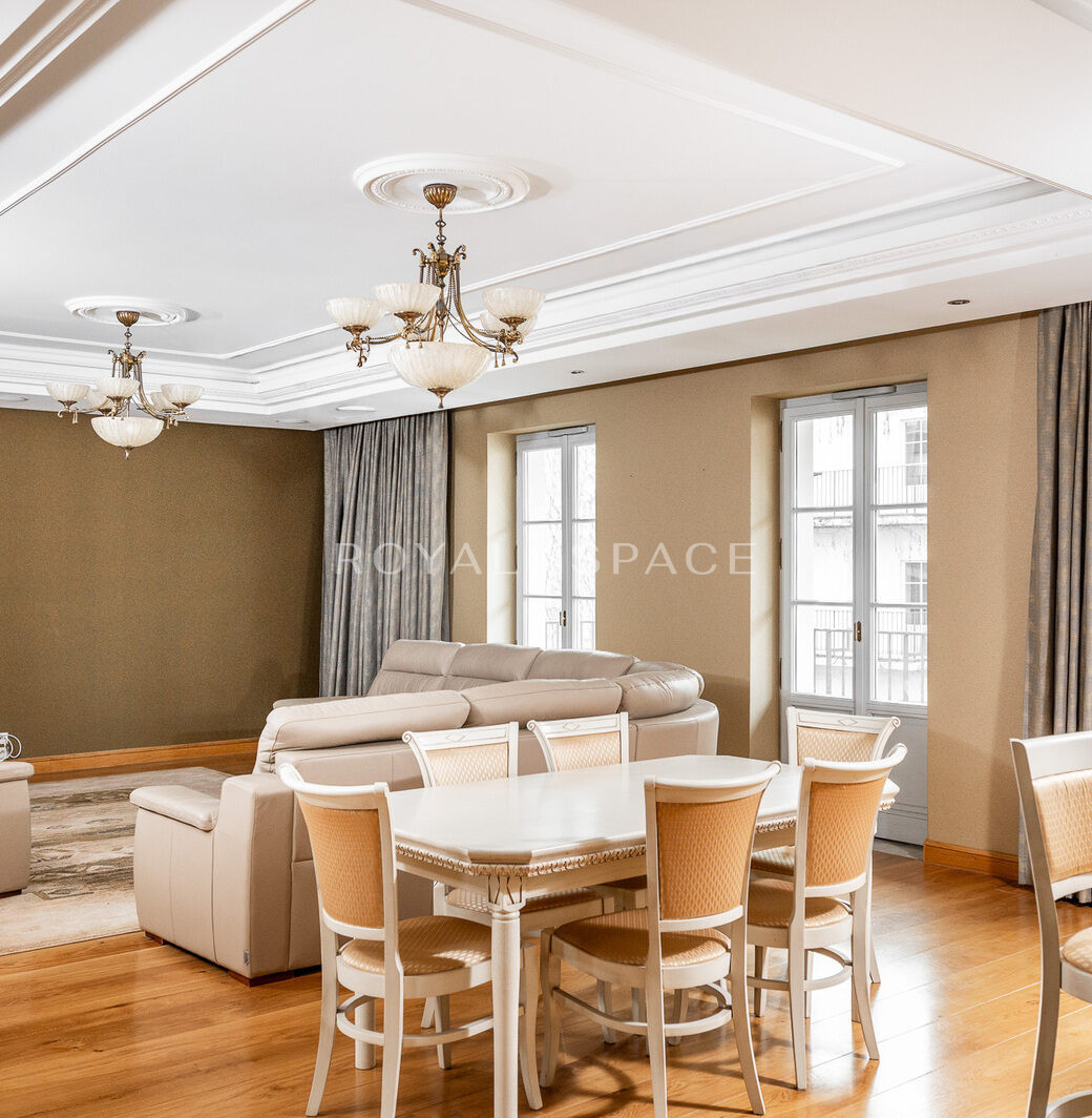 Luksusowy, klasyczny apartament w Angel Wawel