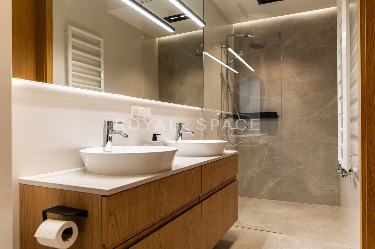Przestronny apartament River Line | Wola Justowska
