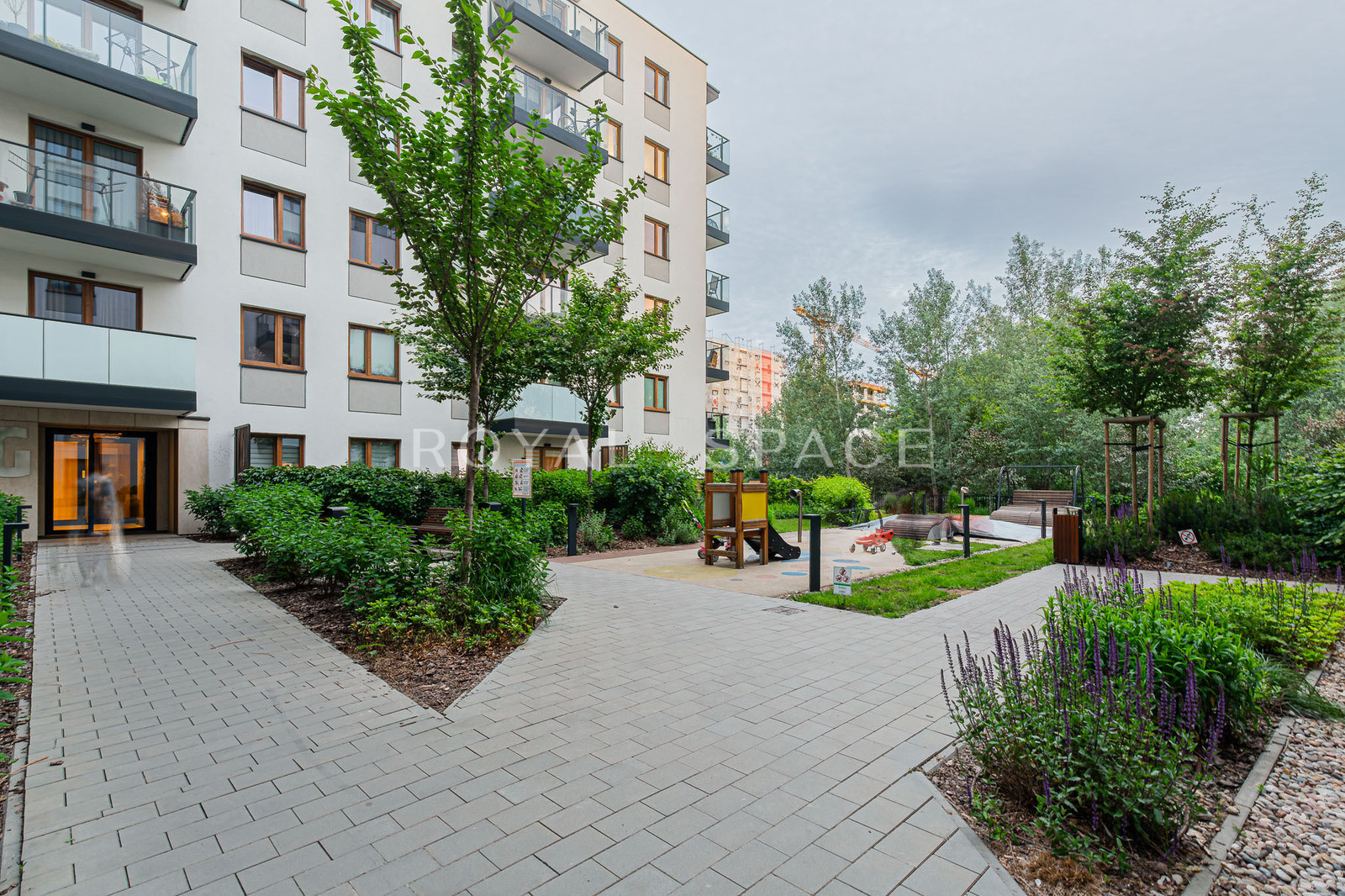 Nowoczesny apartament z balkonem | Mokotów