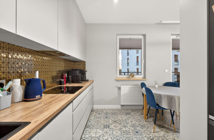 Nowoczesny apartament z balkonem | Mokotów