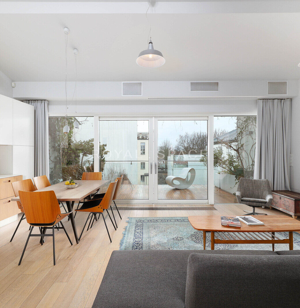 Trzypoziomowy apartament w sercu miasta | Czysta